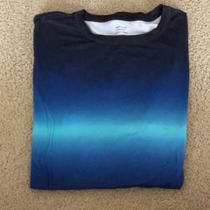 Used American Eagle Active Wear Large Shirt